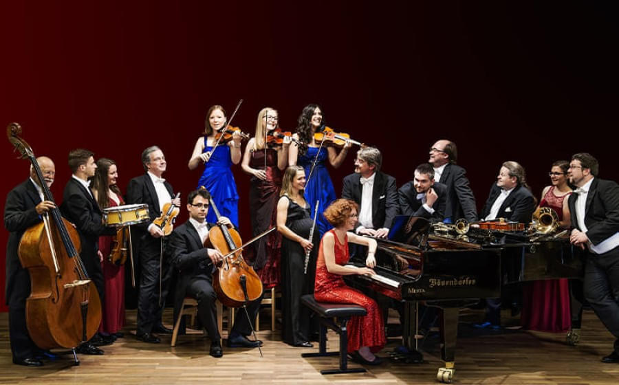 Jeunesse-Silvesterkonzert-mit-dem-Salonorchester-Bad-Goisern