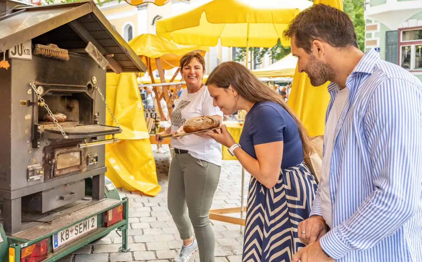 Wochenmarkt- Wochenmarkt-